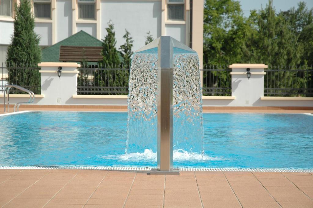 Hotel Prezident ปาลิช ภายนอก รูปภาพ