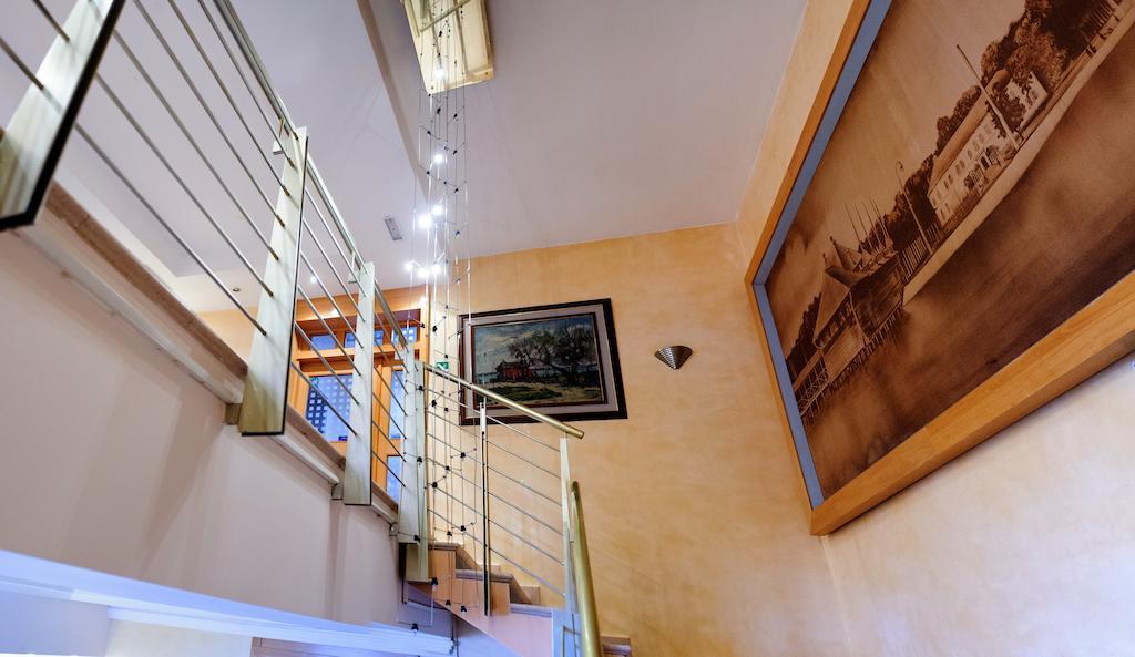 Hotel Prezident ปาลิช ภายนอก รูปภาพ